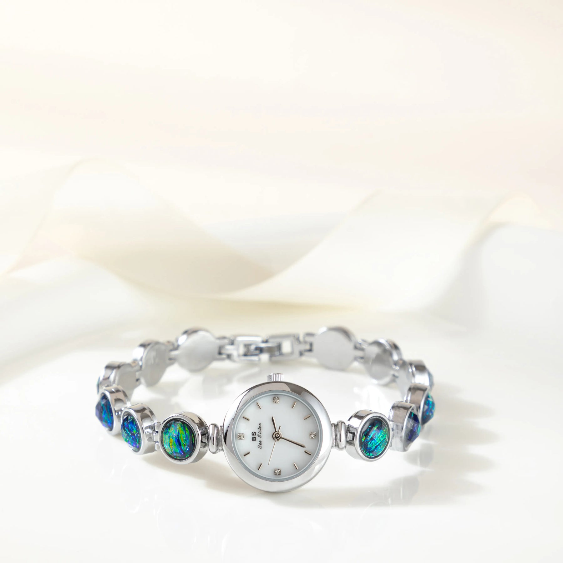 Nyx Vorm Horloge