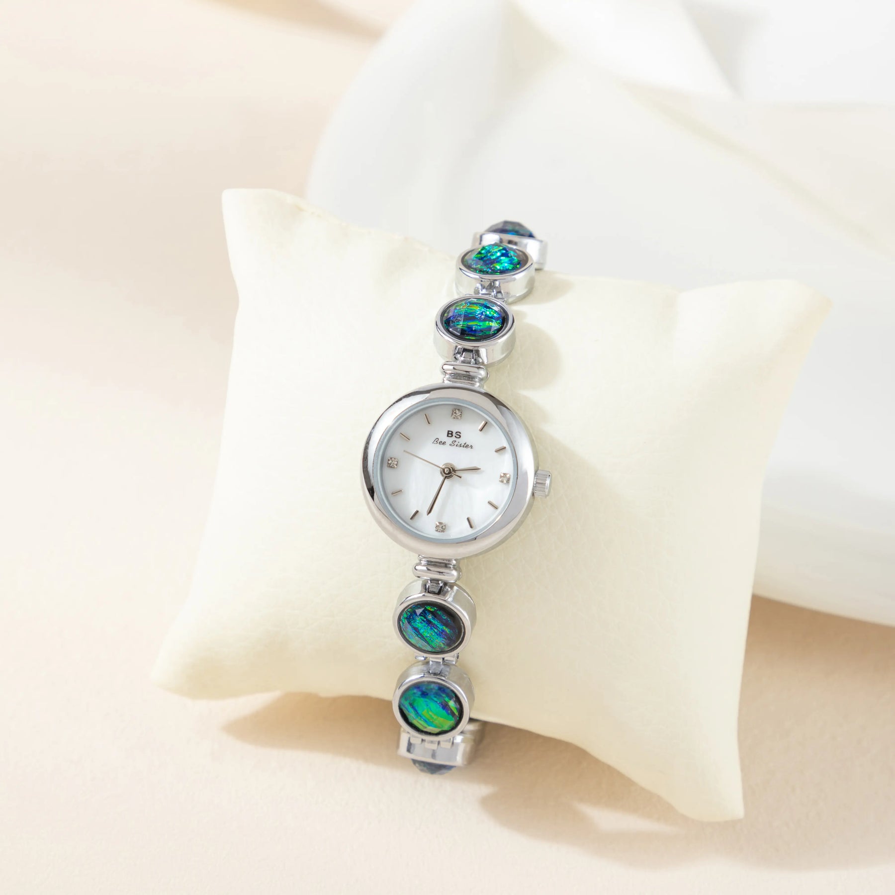Nyx Vorm Horloge