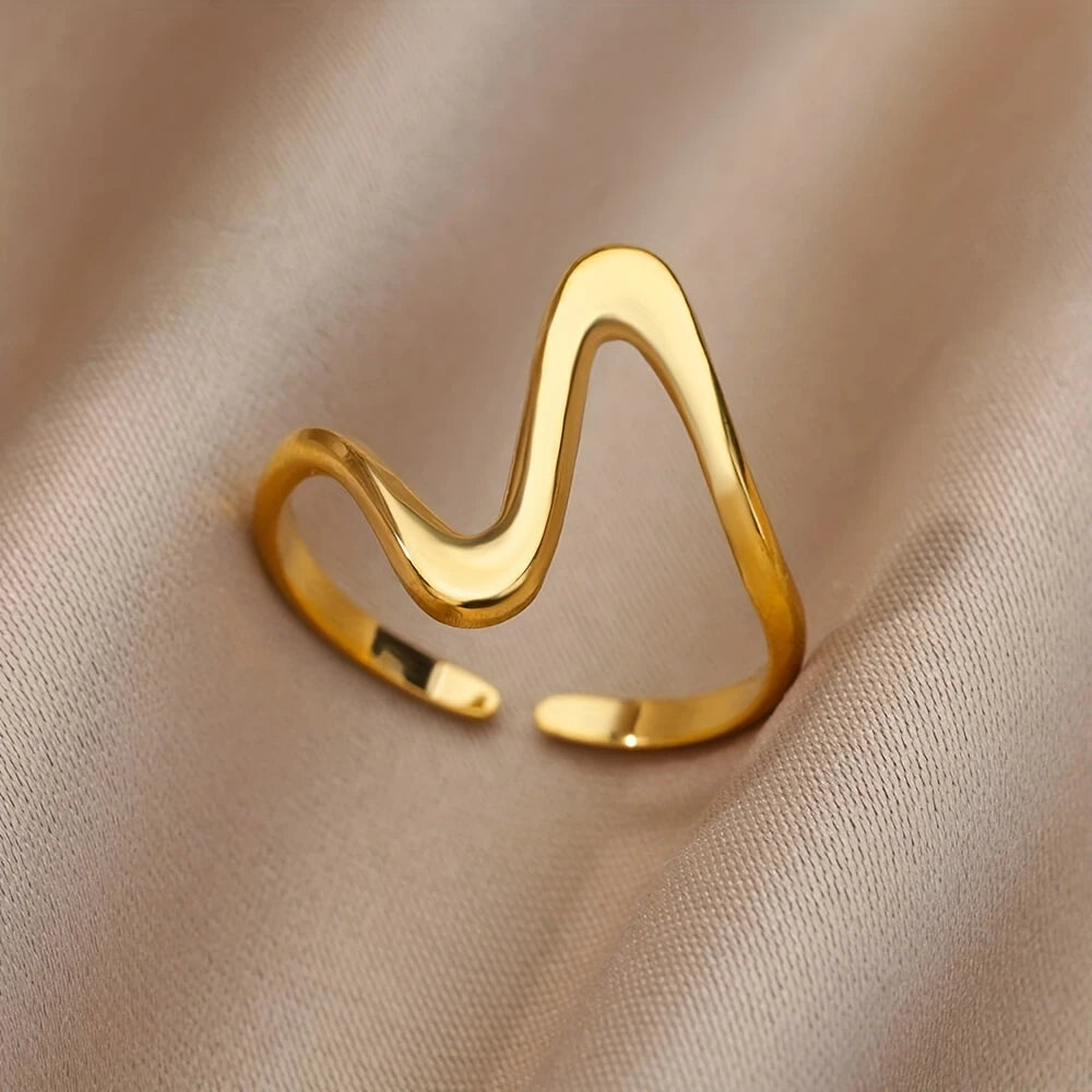 18k vergulde manchetring Liora in moderne golfstijl – ByFirenzzi
