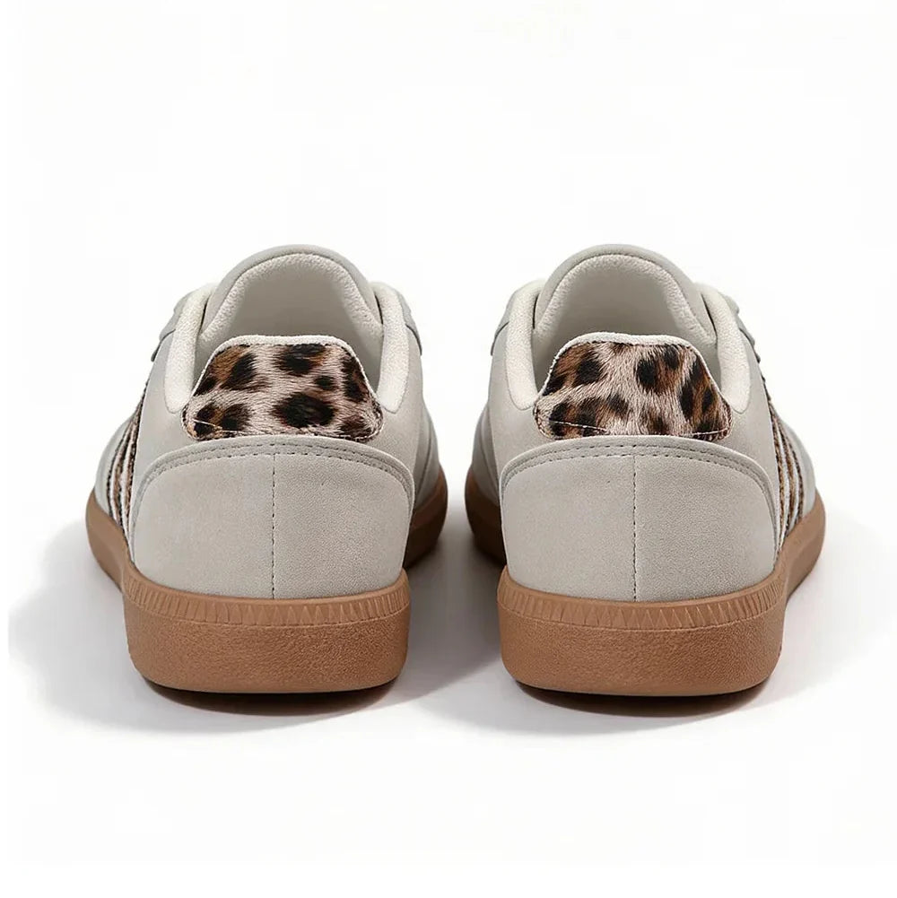 Retro sneaker met luipaardprint in grijs