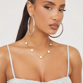 Colar Trevo Multiplo in Branco en Banhado a Ouro 18k - ByFirenzzi 