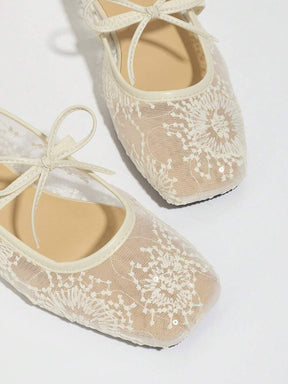 Elowen Lace Mary Jane ballerina's