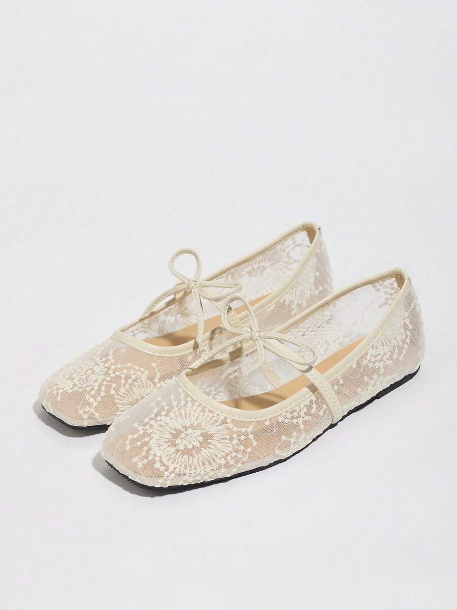 Elowen Lace Mary Jane ballerina's