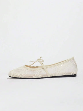 Elowen Lace Mary Jane ballerina's