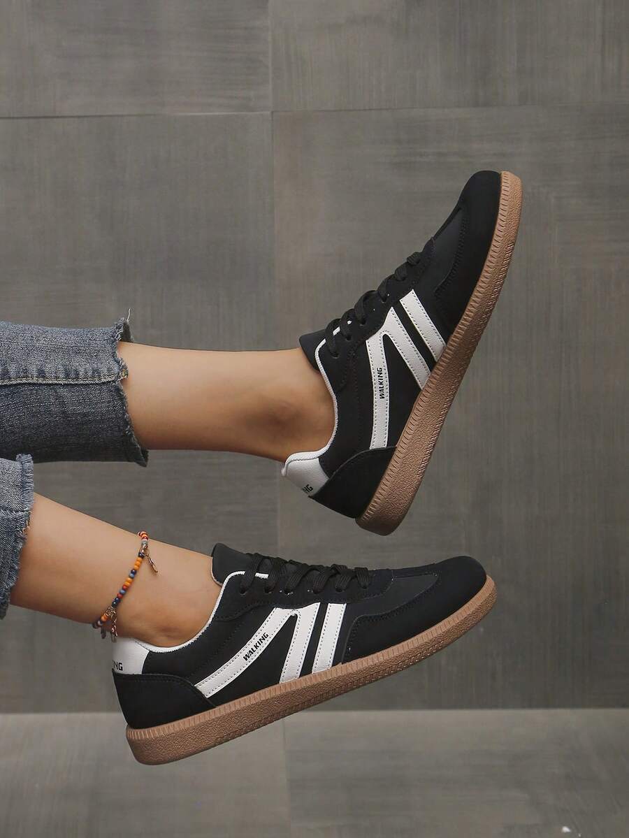 Camden Court zwarte gum sneakers