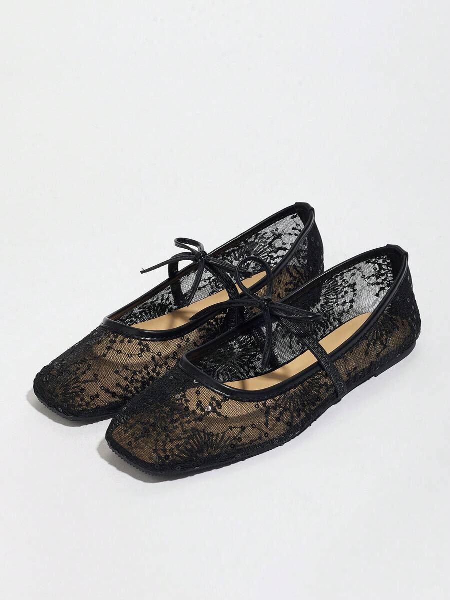 Elowen Lace Mary Jane ballerina's