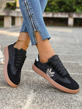 Mercer Court zwarte gum sneakers