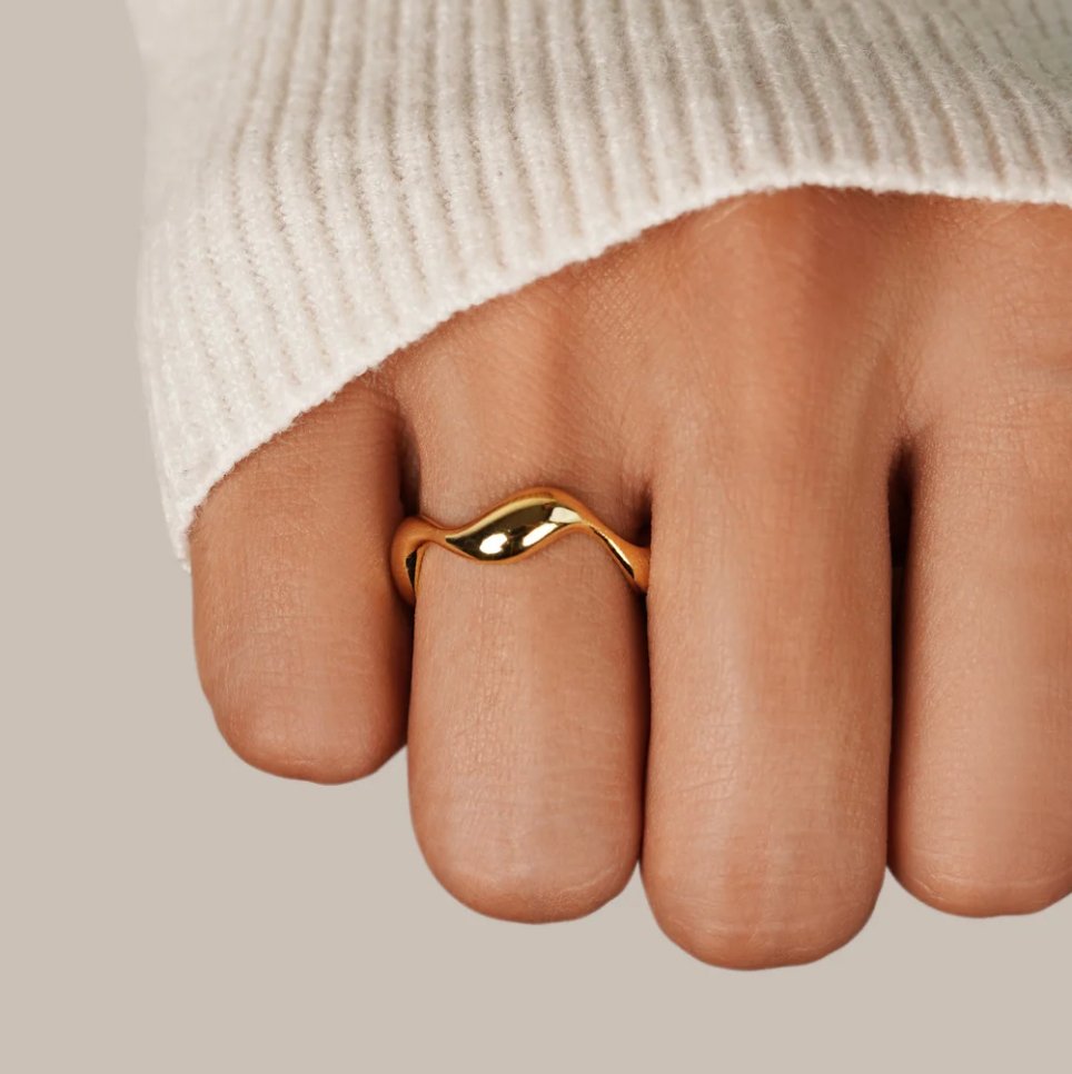 18k vergulde ring met golfmotief – ByFirenzzi