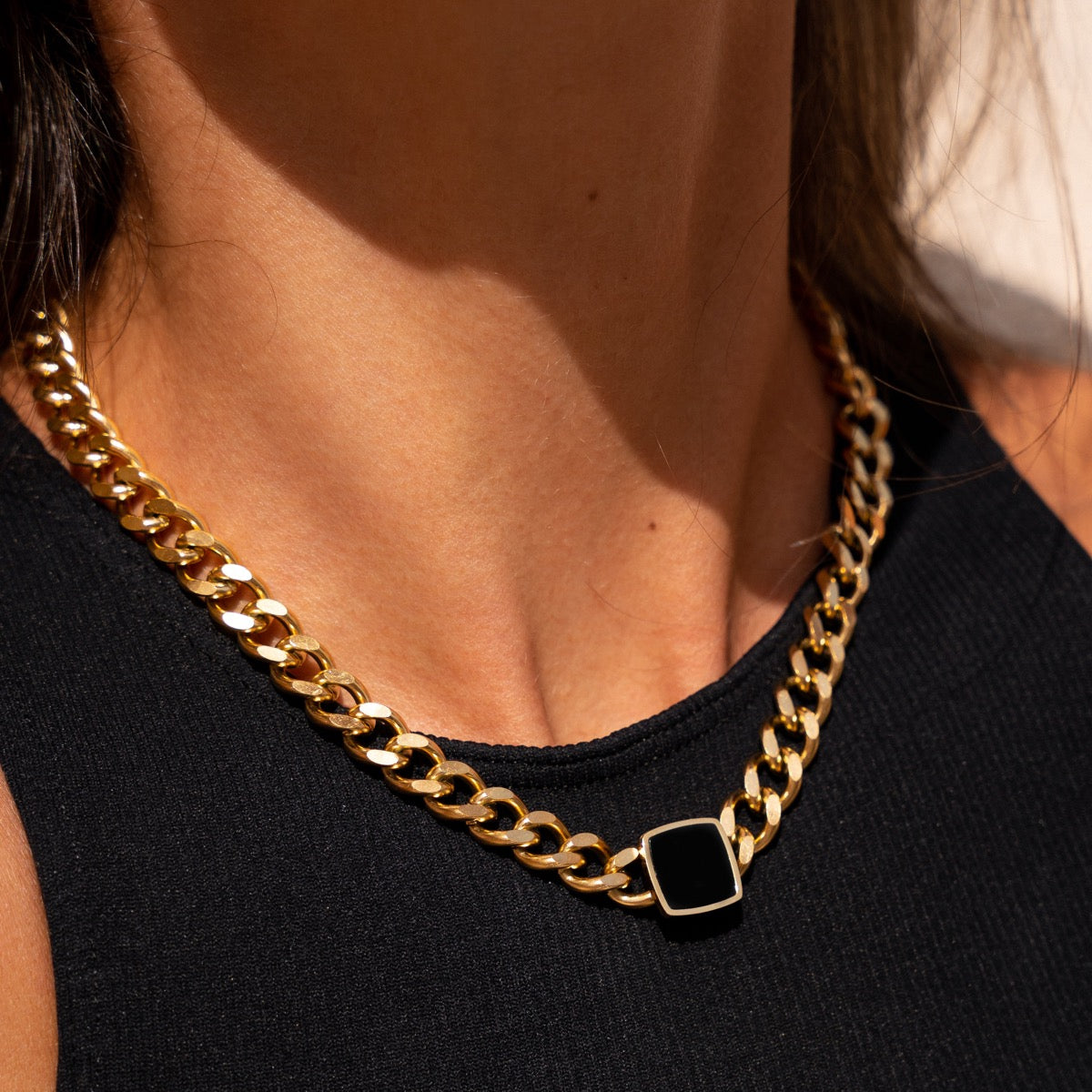 Colar Cubano Ônix Banhado in Ouro 18k - ByFirenzzi