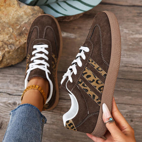 Retro bruine sneakers met luipaardprint 