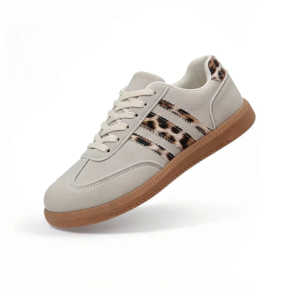 Retro sneaker met luipaardprint in grijs