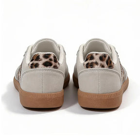Retro sneaker met luipaardprint in grijs