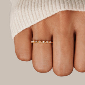 NÃO ENCONTRADO NA ALI - Elsa-ring – 18k vergulde parel- en kristallen band – ByFirenzzi