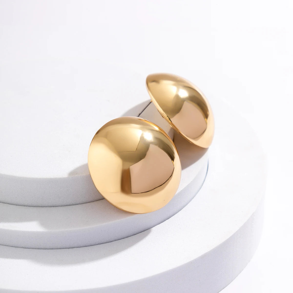 Brincos Studs van onze bol Gleaming - ByFirenzzi